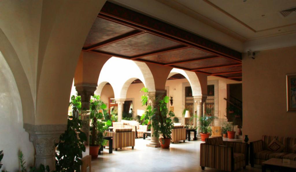 Borj Dhiafa Hotel Сфакс Екстериор снимка