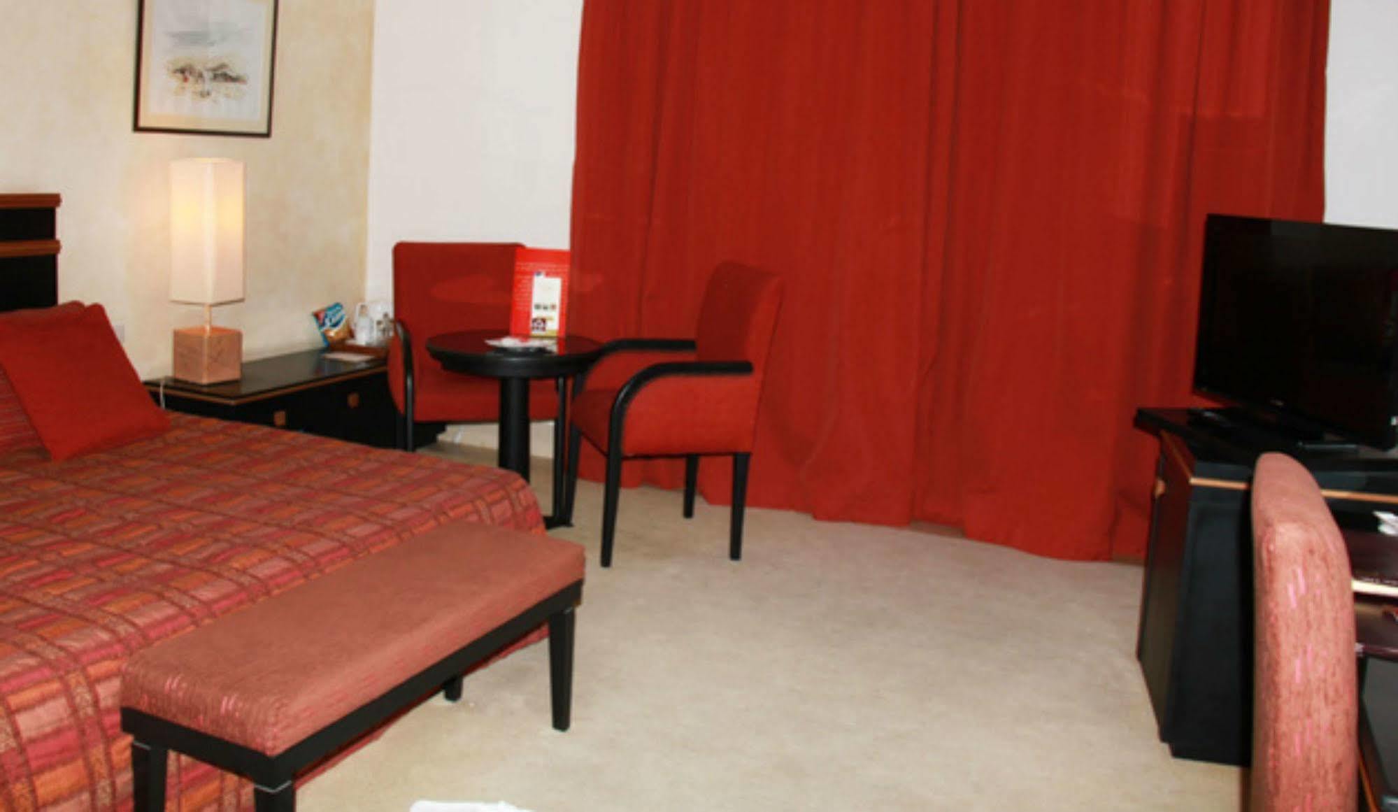 Borj Dhiafa Hotel Сфакс Екстериор снимка